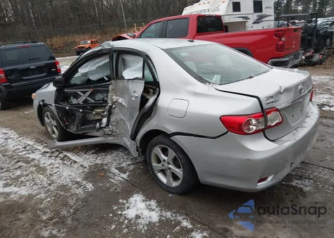2012 Toyota Corolla Le z USA, uszkodzony, nr VIN 2T1BU4EE5CC865145
